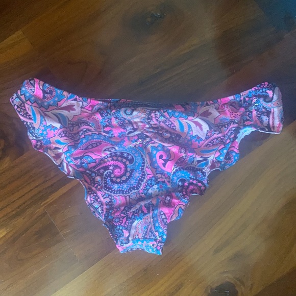 Bathing suit bottoms - Picture 2 of 2